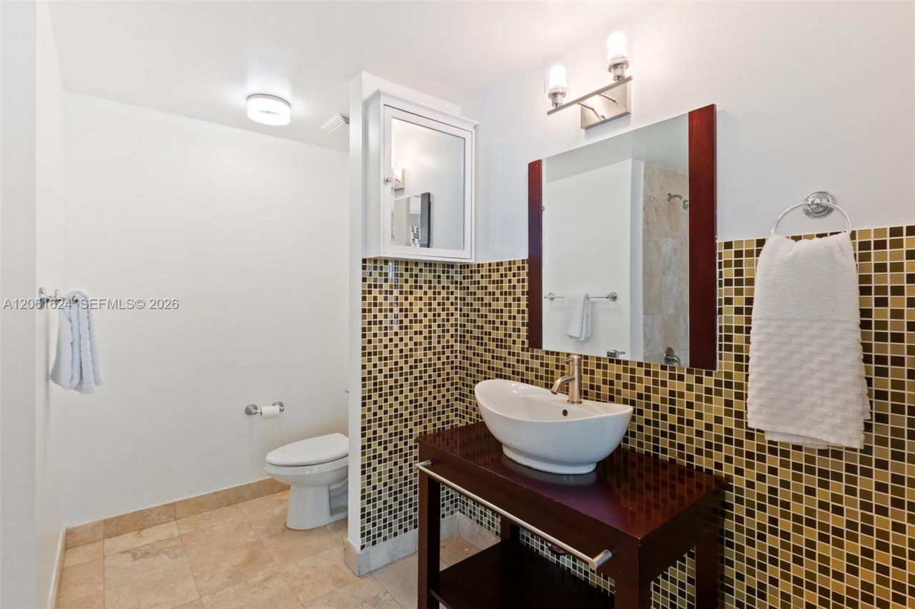 350 S Miami Ave , Unit 1805, Miami, FL 33130 Photo