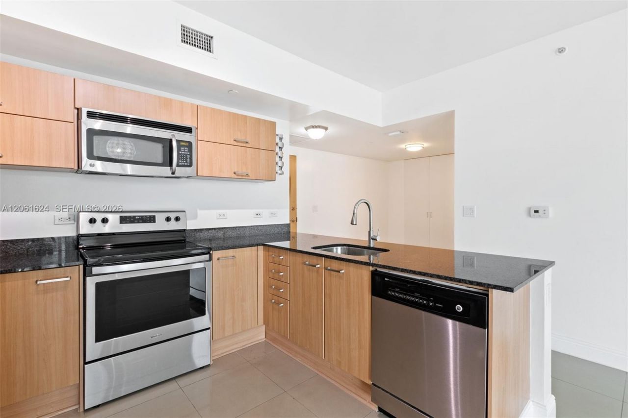 350 S Miami Ave , Unit 1805, Miami, FL 33130 Photo