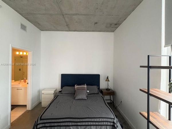 151 SE 1st St , Unit 3404, Miami, FL 33131