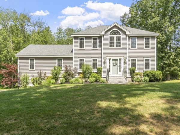 95 Prescott St, Rutland, MA 01543