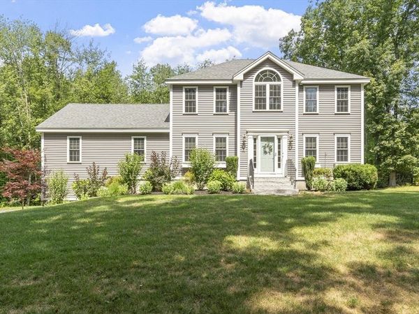 95 Prescott St, Rutland, MA 01543
