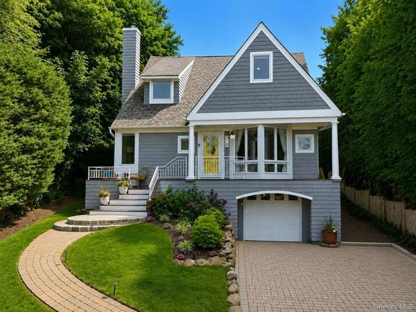 12 Valley Drive , Huntington Bay, NY 11743