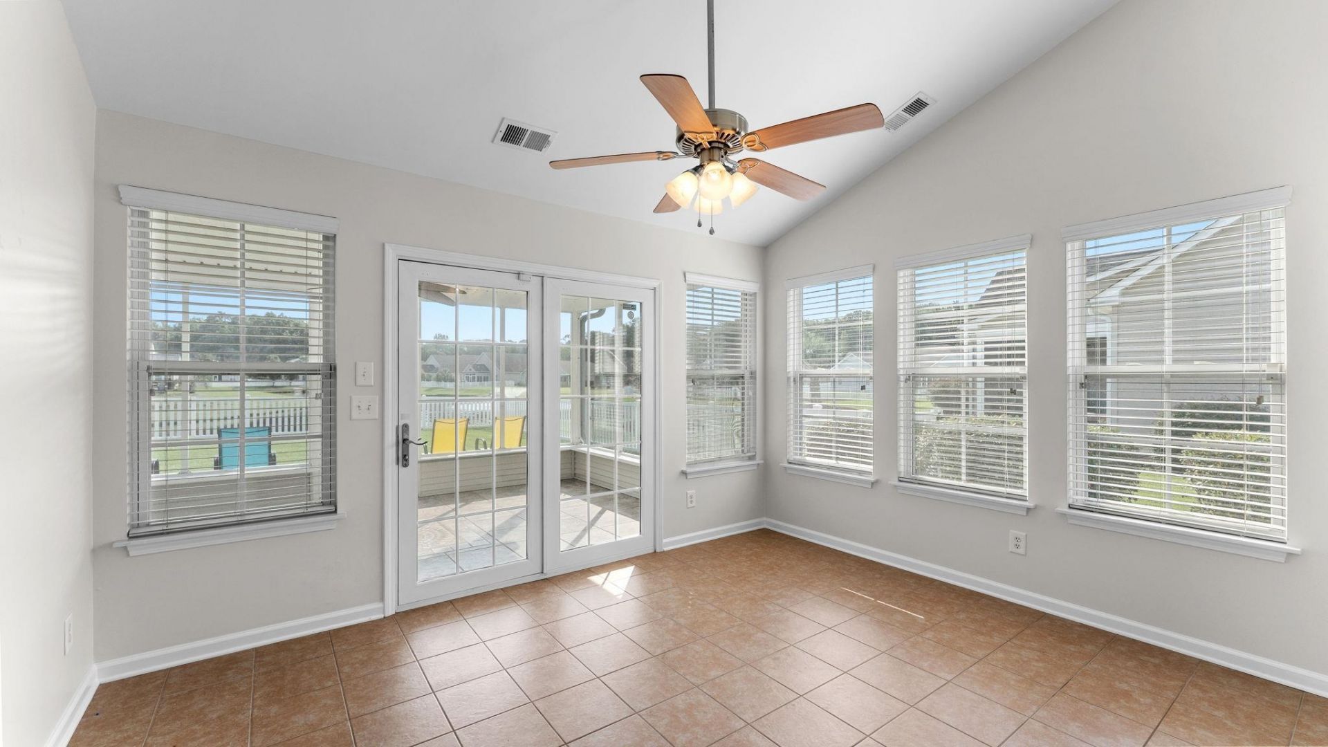 229 Southern Breezes Circle  Photo 12