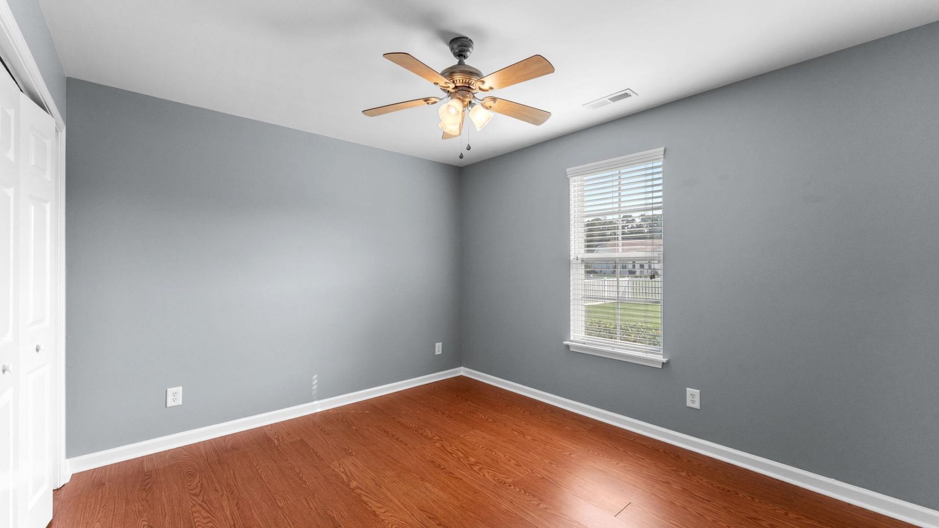 229 Southern Breezes Circle  Photo 17