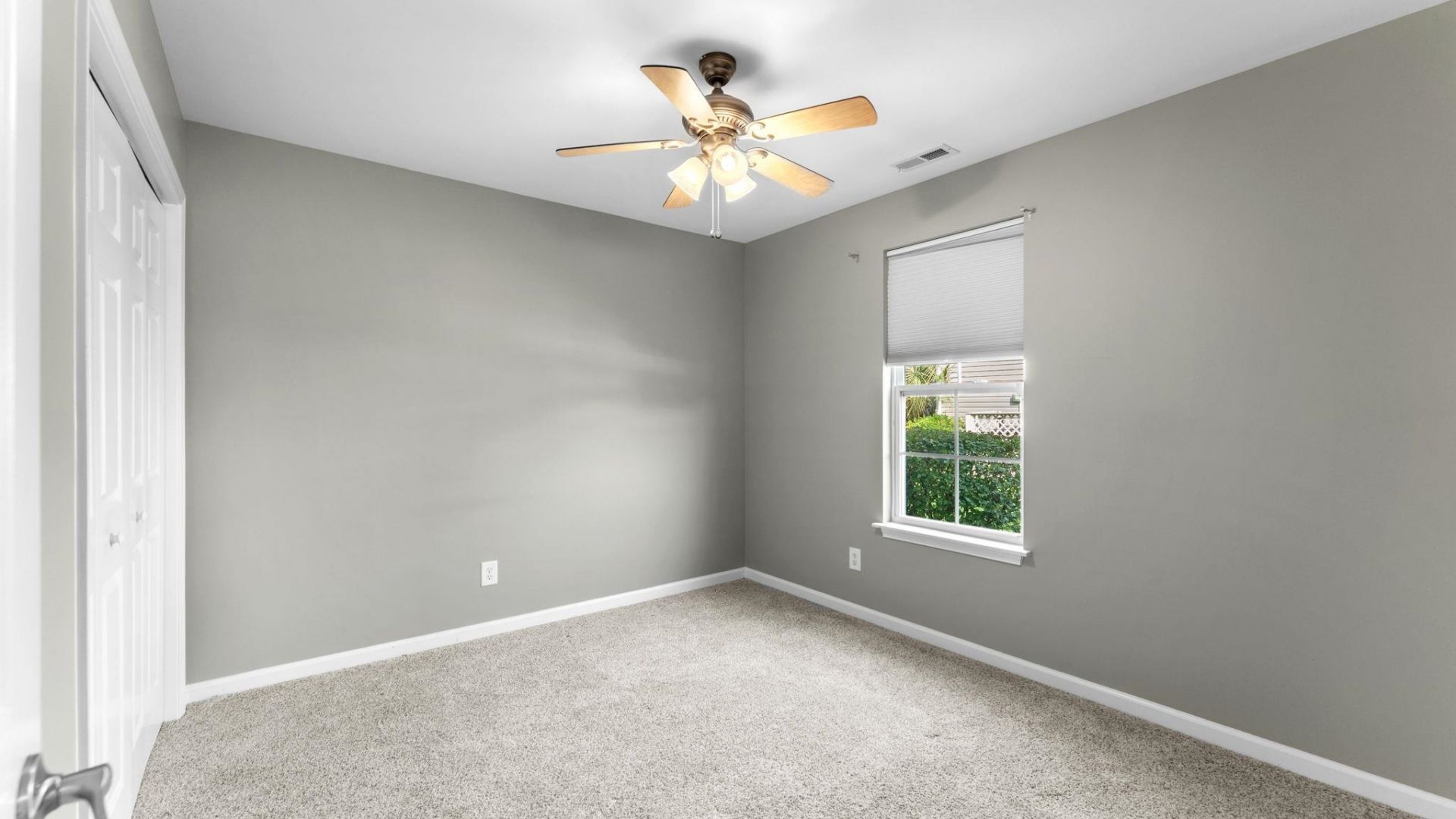 229 Southern Breezes Circle  Photo 19