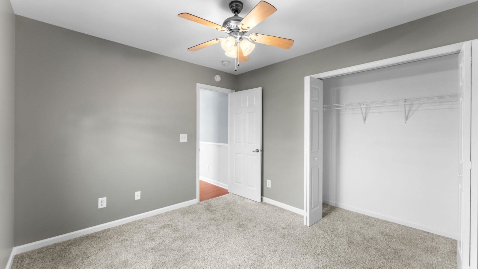 229 Southern Breezes Circle  Photo 20