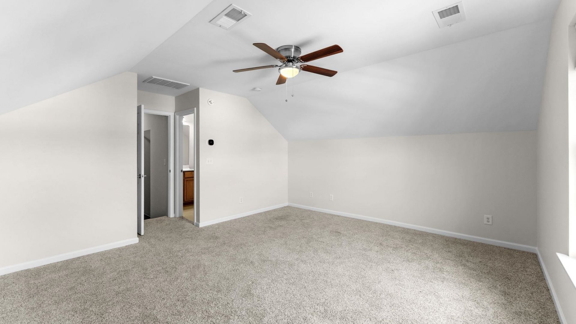 229 Southern Breezes Circle  Photo 24