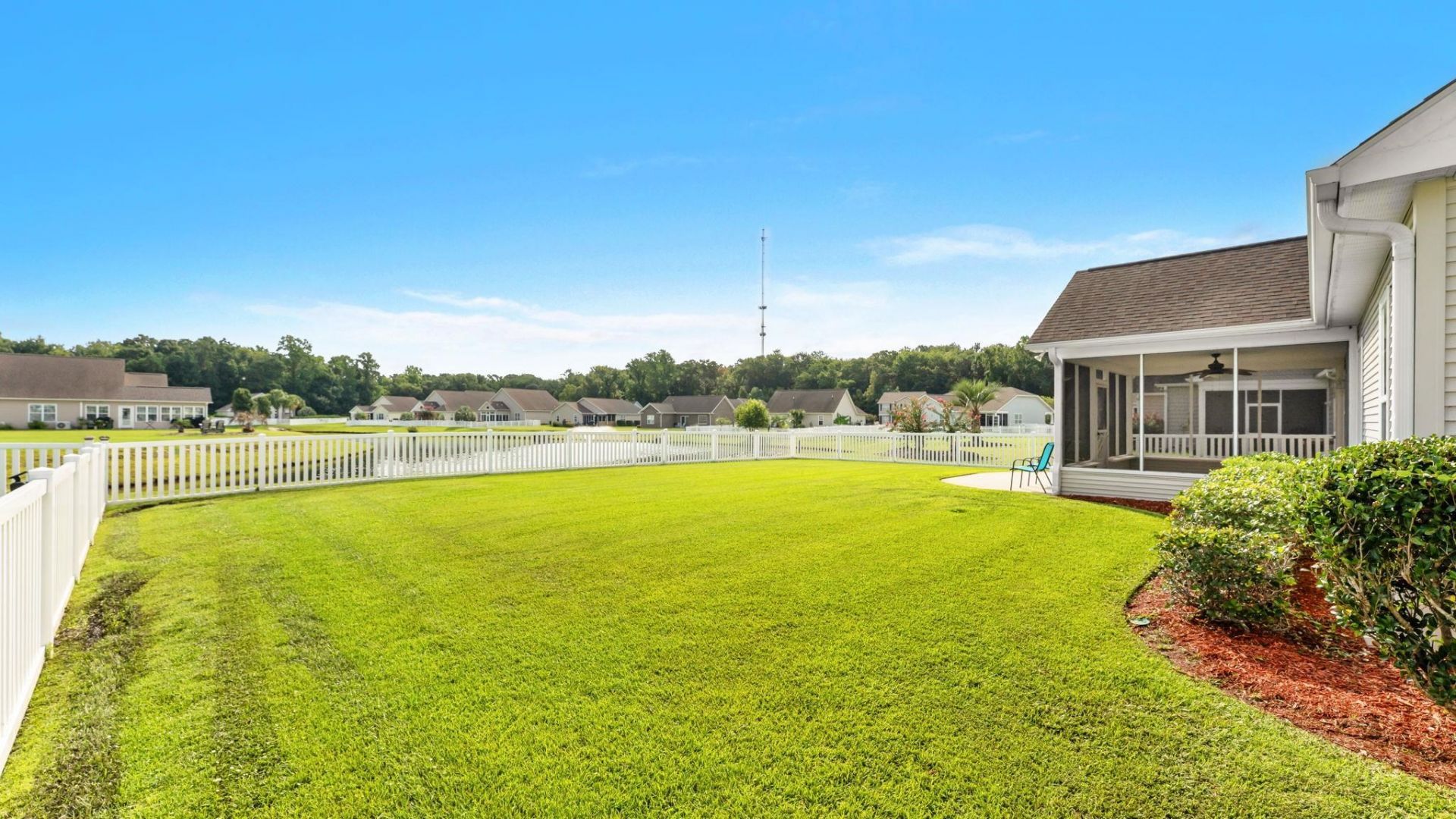 229 Southern Breezes Circle  Photo 31