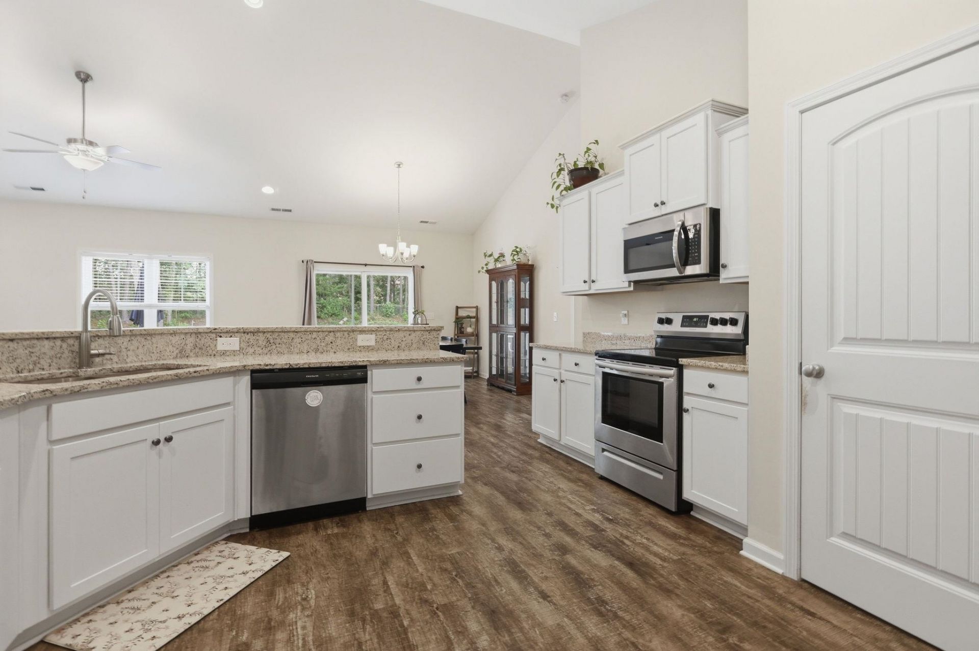 515 Allen St.  Photo 12
