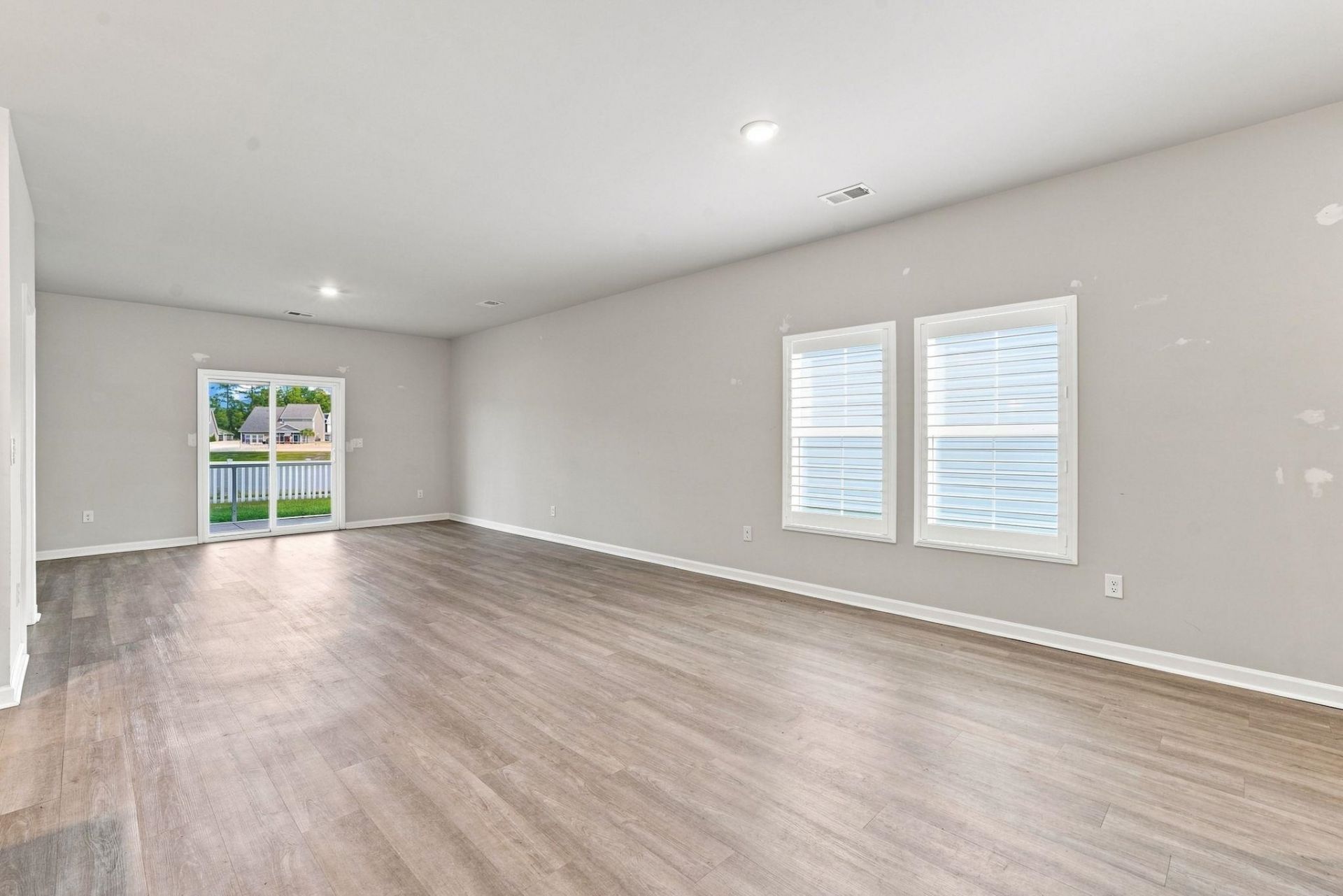 8160 Forest Edge Dr. Photo 14