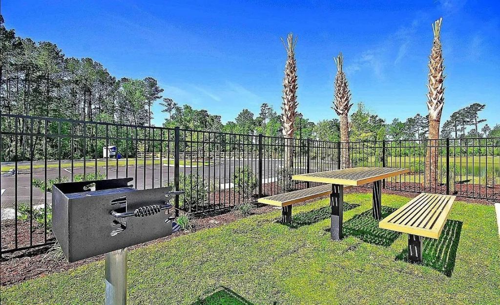 8160 Forest Edge Dr.  Photo 14