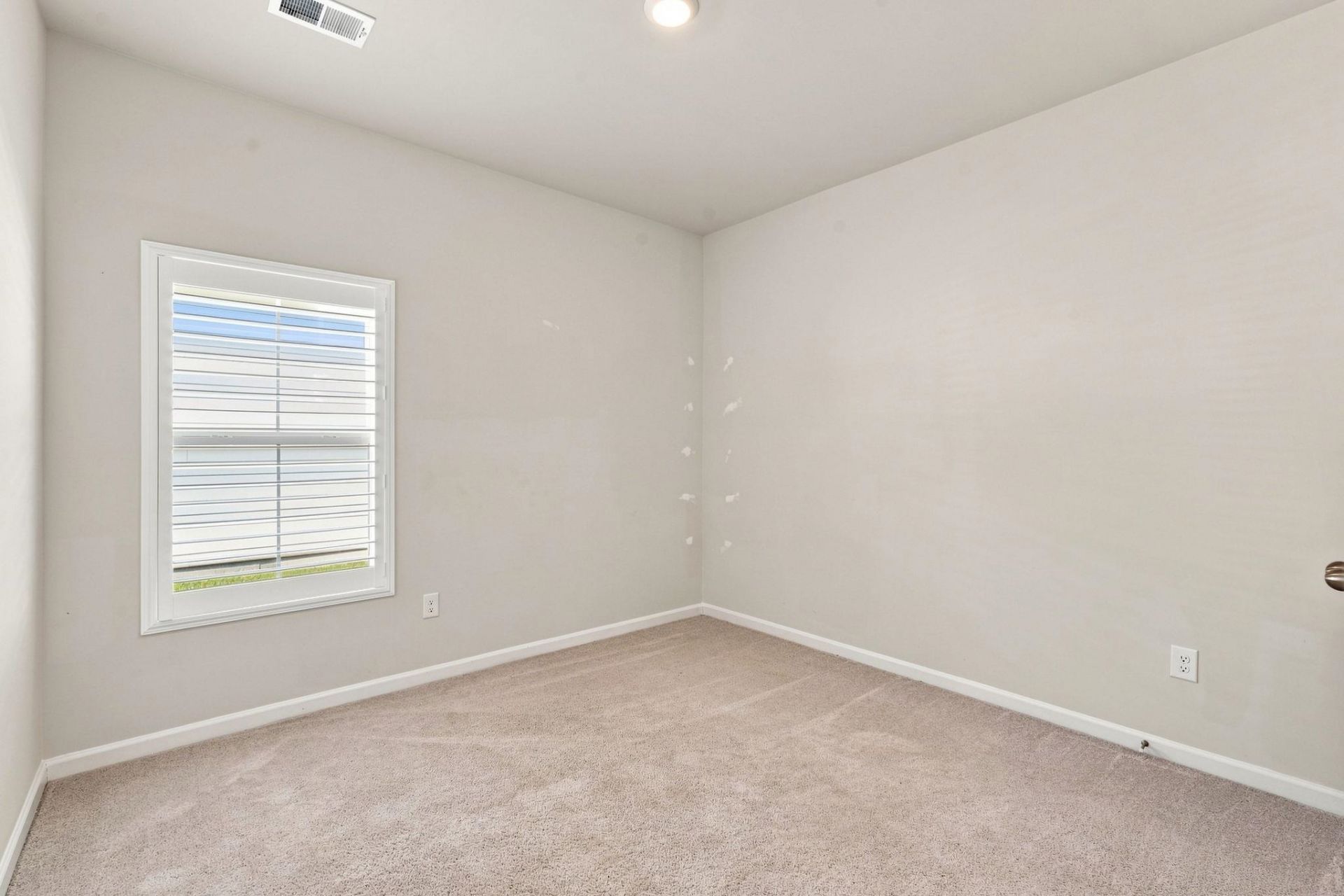 8160 Forest Edge Dr. Photo 17