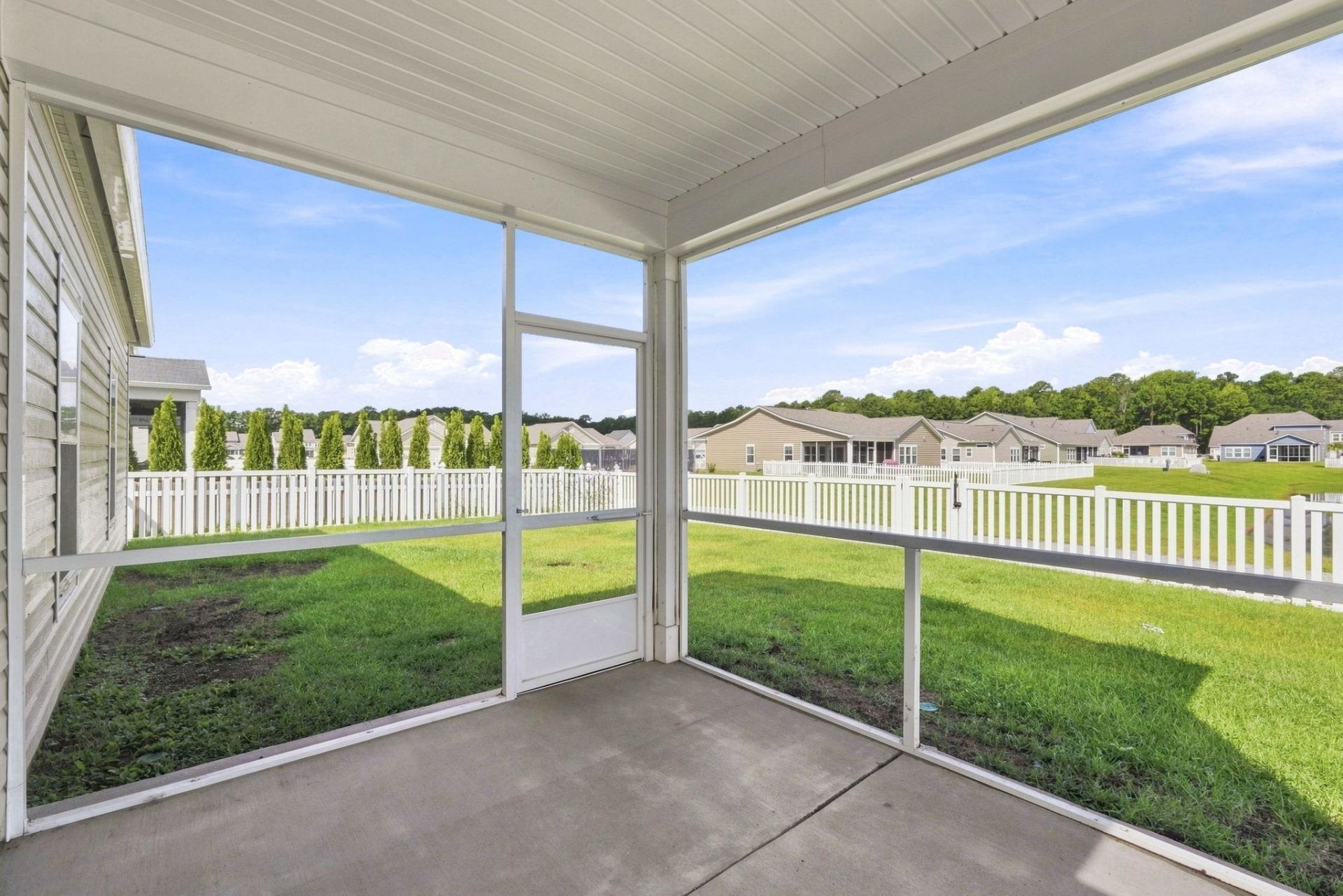 8160 Forest Edge Dr. Photo 28