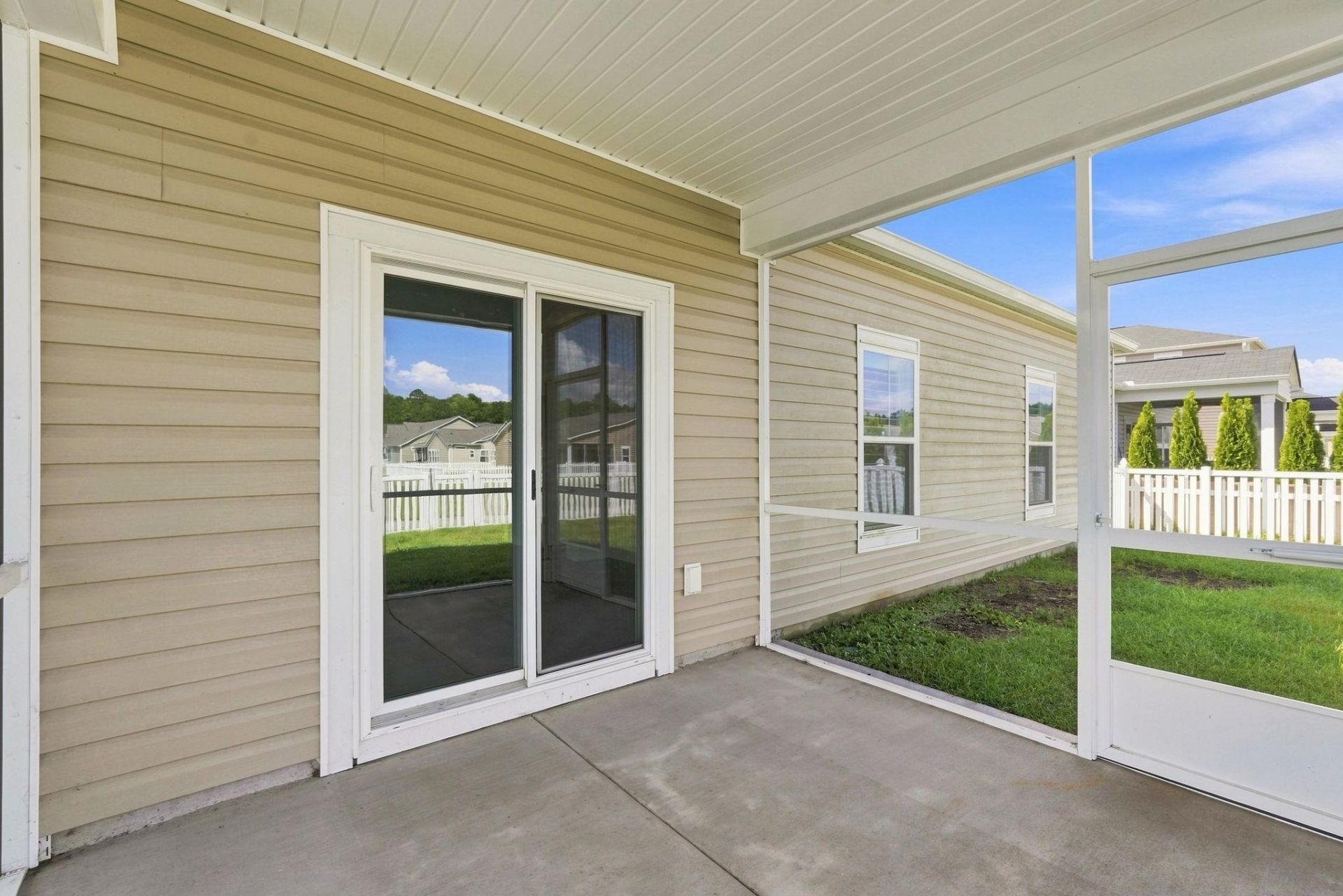 8160 Forest Edge Dr. Photo 30