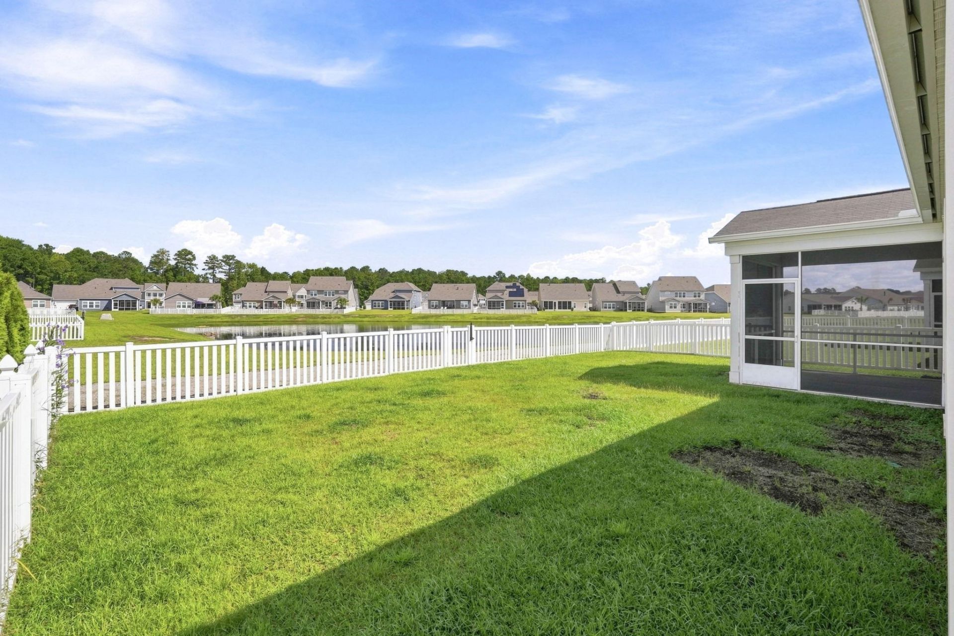 8160 Forest Edge Dr. Photo 31