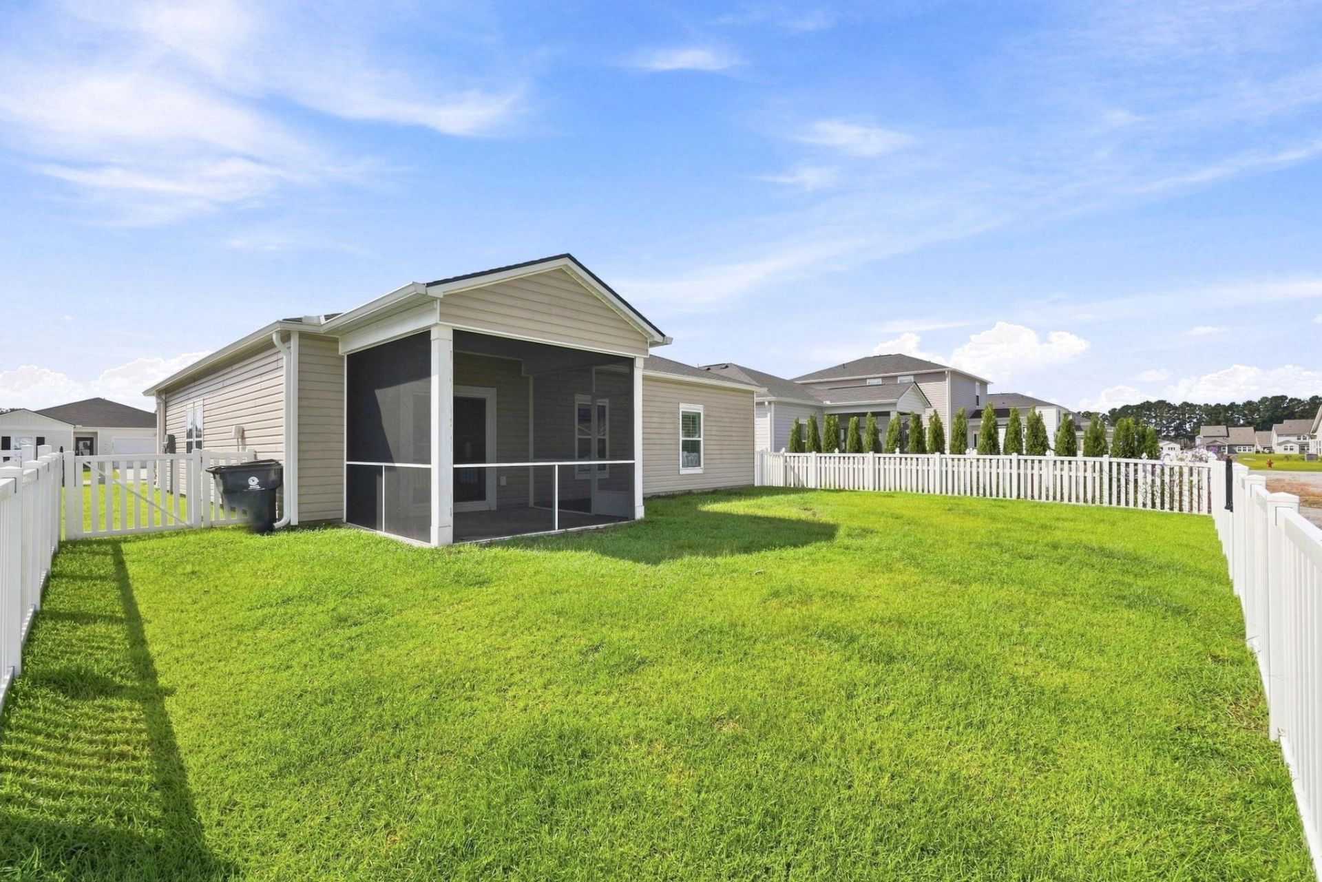 8160 Forest Edge Dr. Photo 33