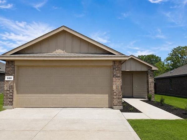 305 WAYLAND Street, Keene, TX 76059