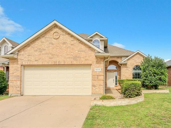 6113 Farrah Drive, Fort Worth, TX 76131