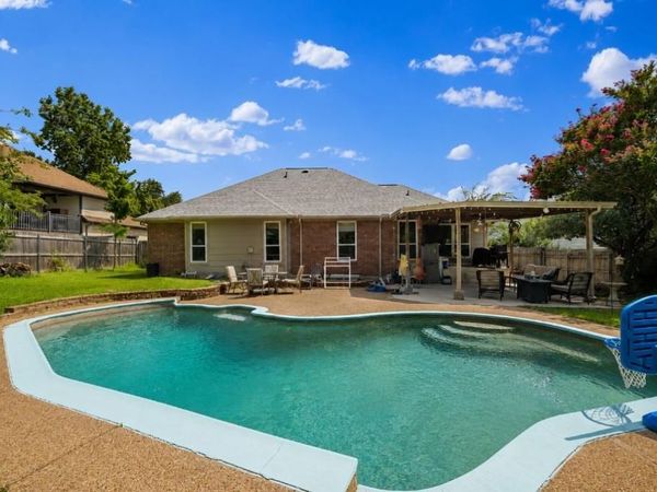 6705 Fair Oaks Drive , North Richland Hills, TX 76182