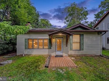 27 W FERN, LAKE HARMONY, PA 18624