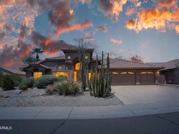 19810 N 84th Drive, Peoria, AZ 85382