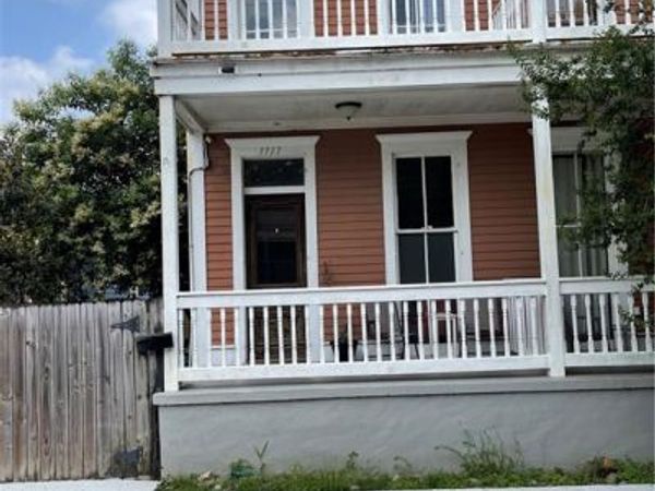 1717 FIRST Street , New Orleans, LA 70113