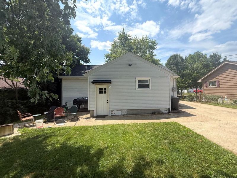 2050 John Street, St Clair Twp, OH 45011 Photo 2