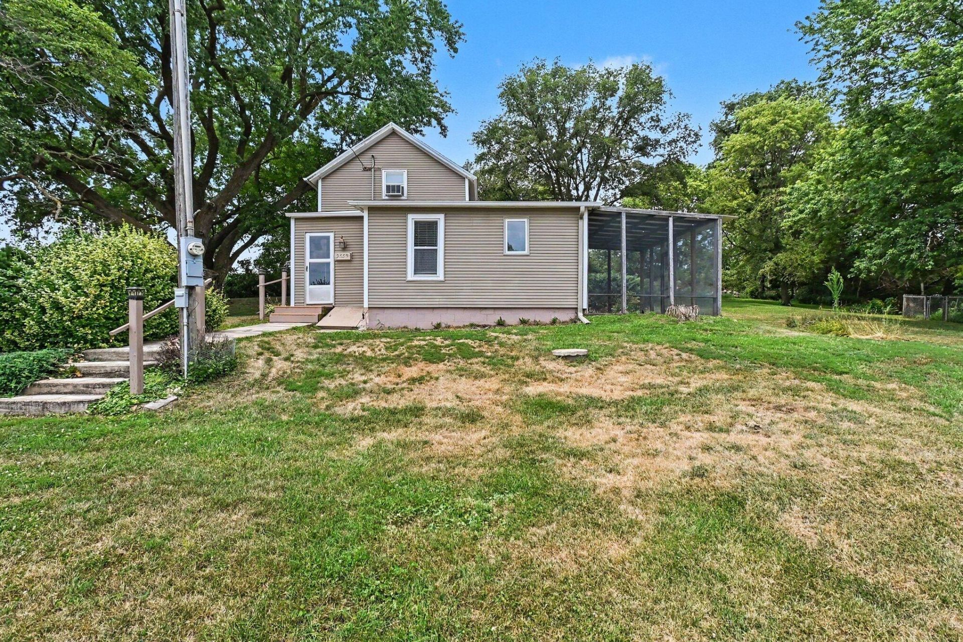 2559 260th Street, Logan, IA 51546 Main Photo