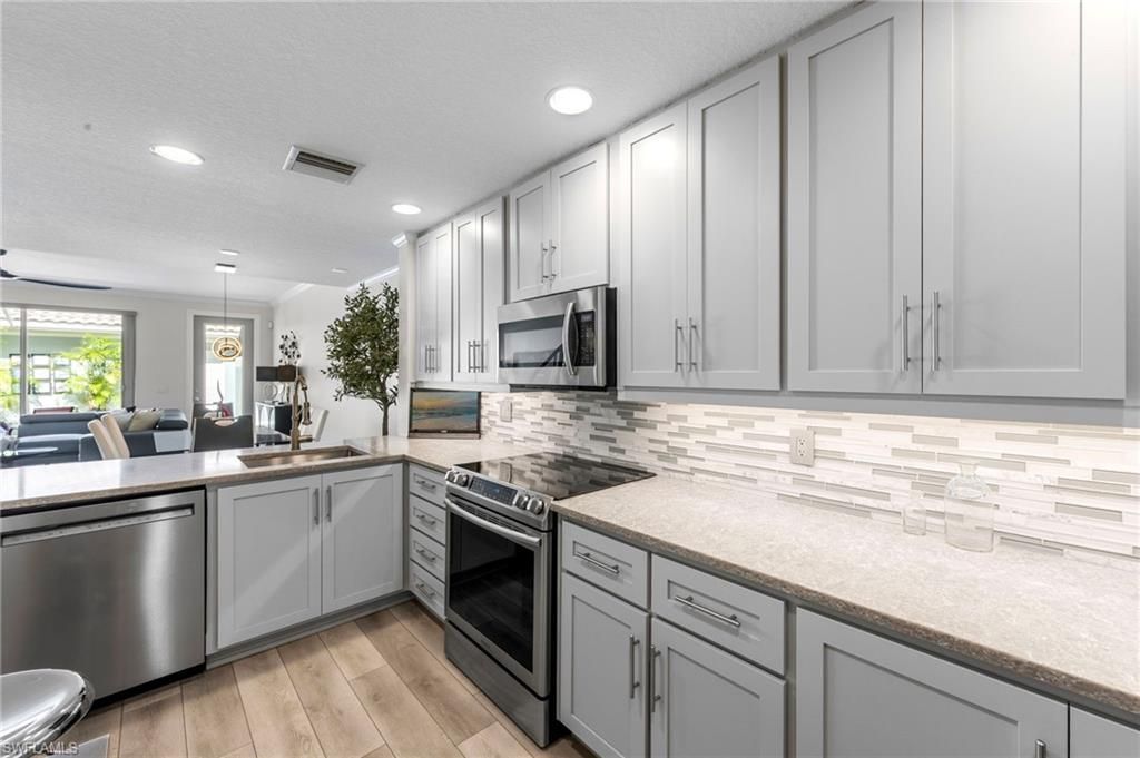 28254 Village Walk Cir S, Bonita Springs, FL 34135 Photo