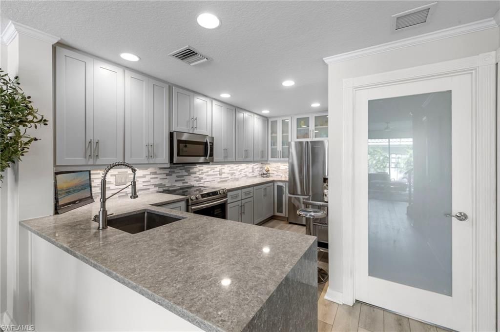 28254 Village Walk Cir S, Bonita Springs, FL 34135 Photo