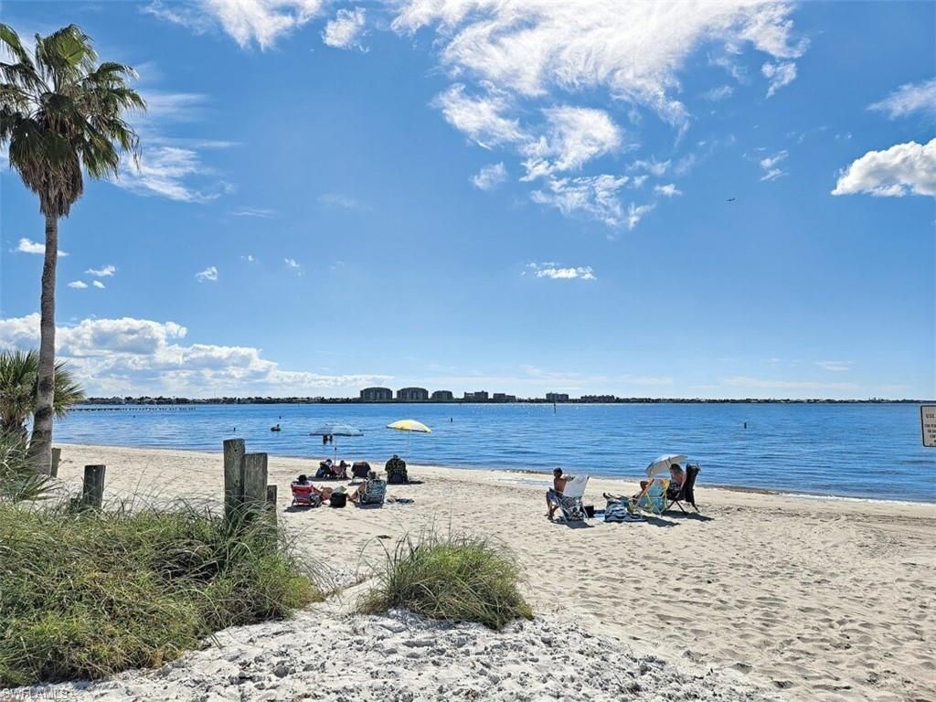 3520 SW 1st Place SW 1st Pl, Cape Coral, FL 33914 Photo