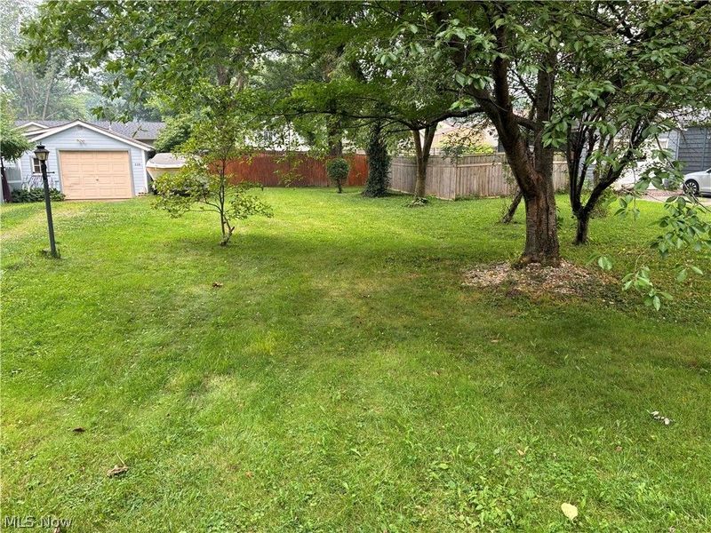 336 Taylor Street , Amherst, OH 44001 Photo 7