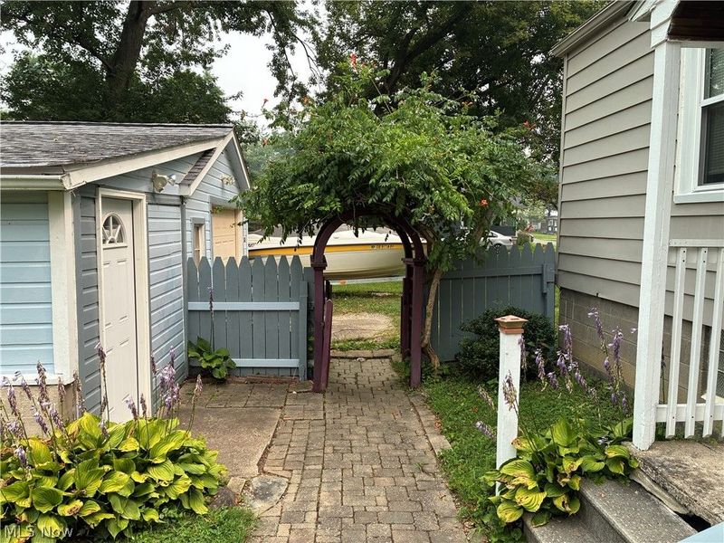 336 Taylor Street , Amherst, OH 44001 Photo 8