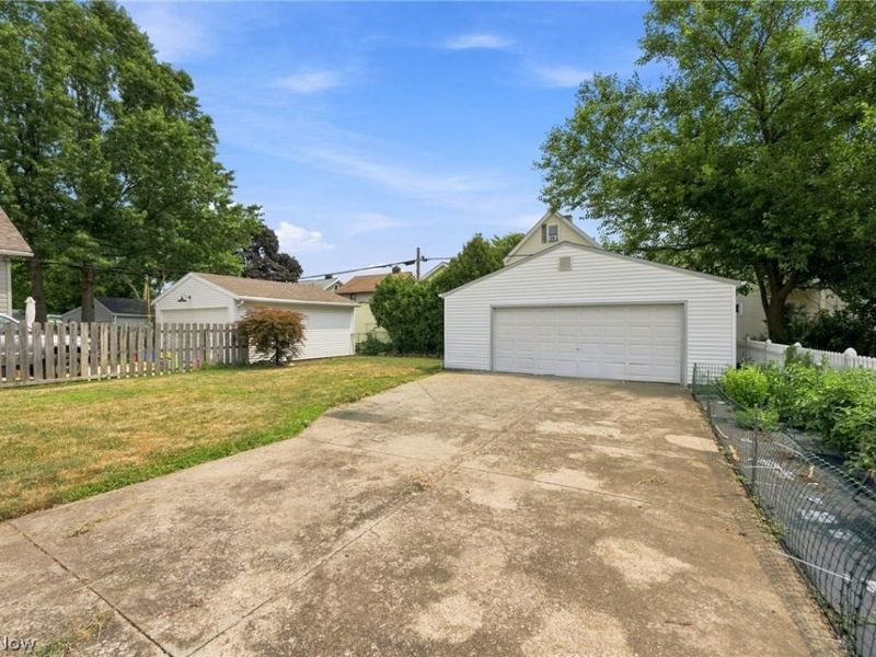 1339 Park Row, Lakewood, OH 44107 Photo 5