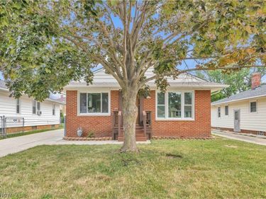 3332 North Avenue, Parma, OH 44134