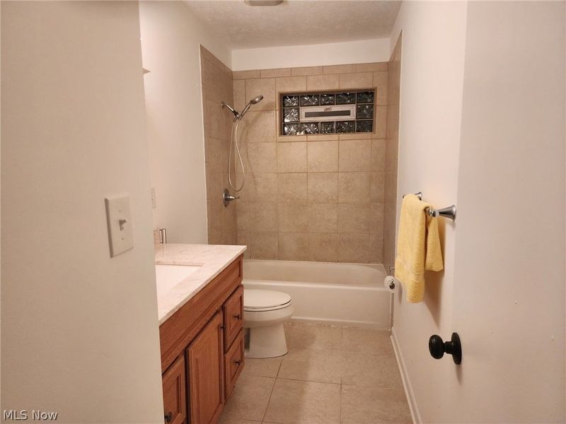 696 Walnut Drive , Euclid, OH 44132 Photo 19