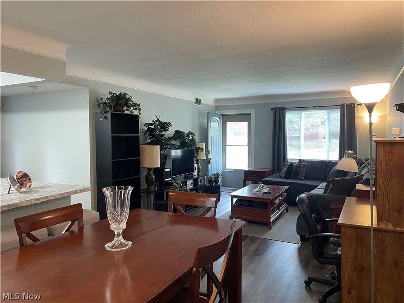 696 Walnut Drive , Euclid, OH 44132 Photo 8