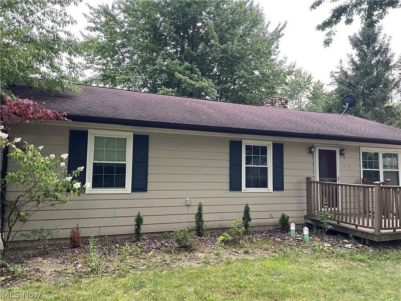 376 Susan Drive , Jefferson, OH 44047 Photo 2