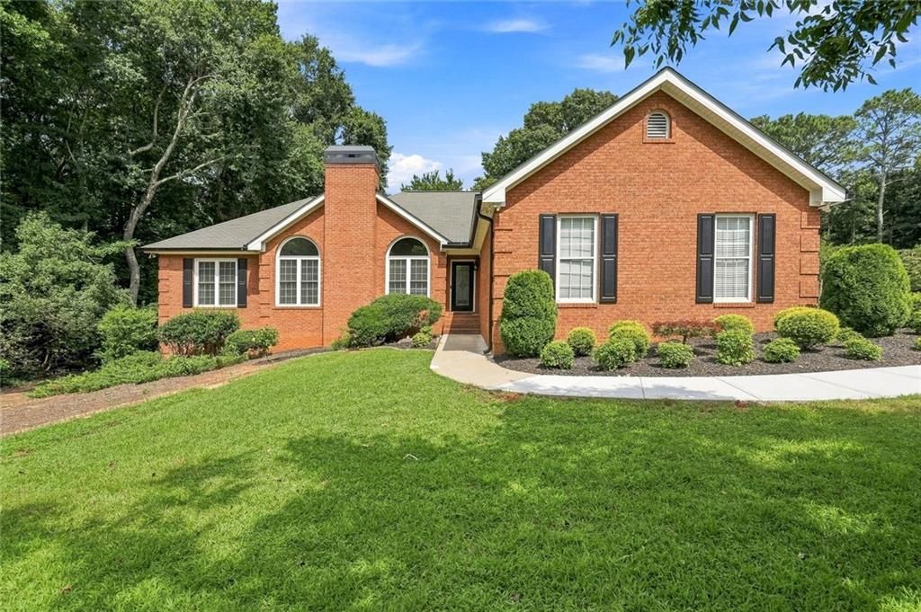 2430 Little John Lane, Cumming, GA 30040 Main Photo
