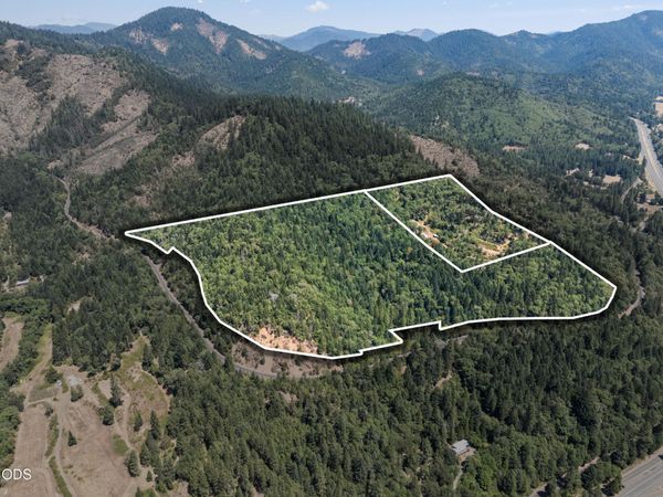 Railroad Avenue, Unit TL400-500, Wolf Creek, OR 97497