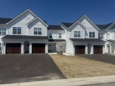 401 Erie Ridge Drive , Henrietta, NY 14467