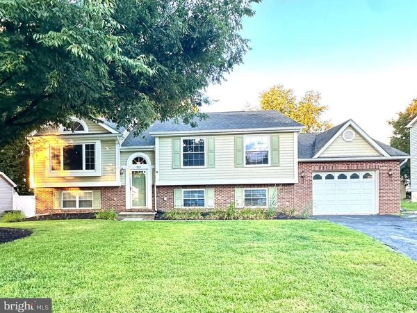 212 SANDSTONE DRIVE, WALKERSVILLE, MD 21793
