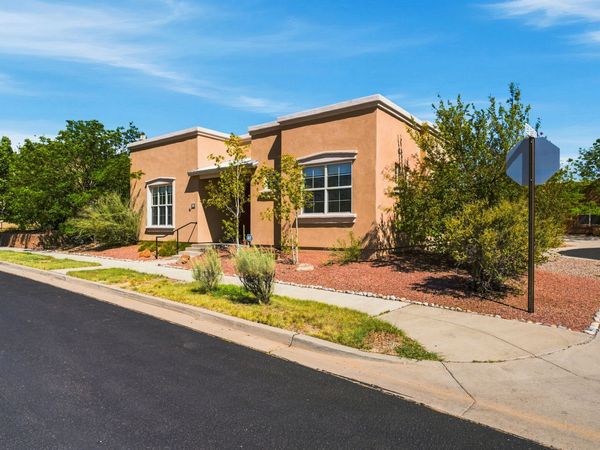 1 Sierra Grande Rd, Santa Fe, NM 87508
