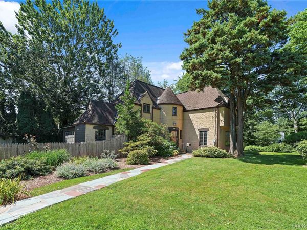13 Craven Lane , White Plains, NY 10605