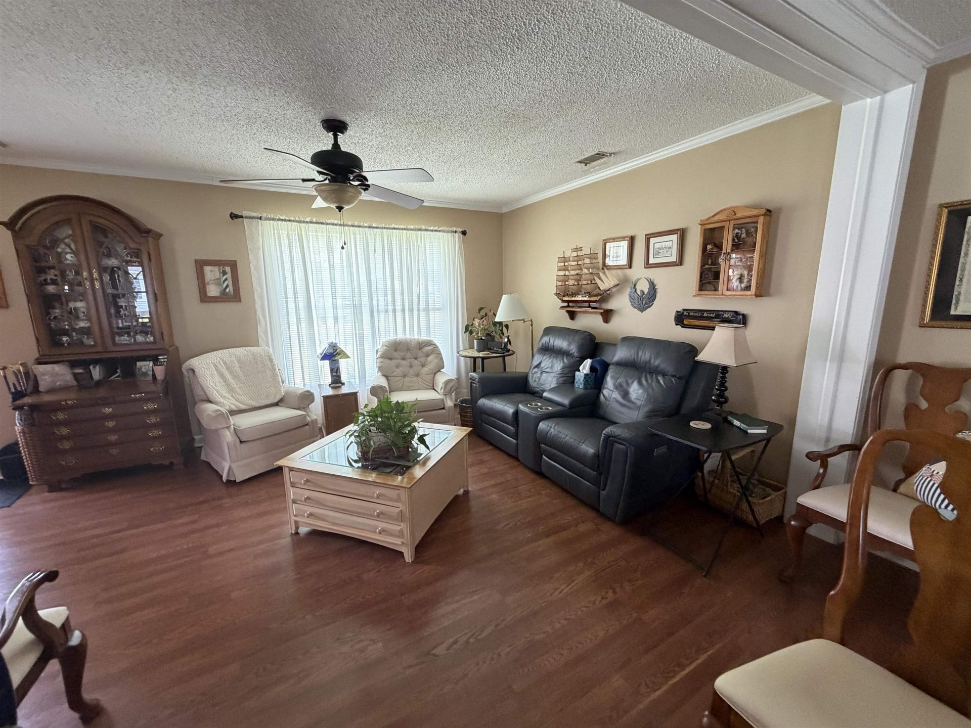 9456 Timber Row  Photo 17