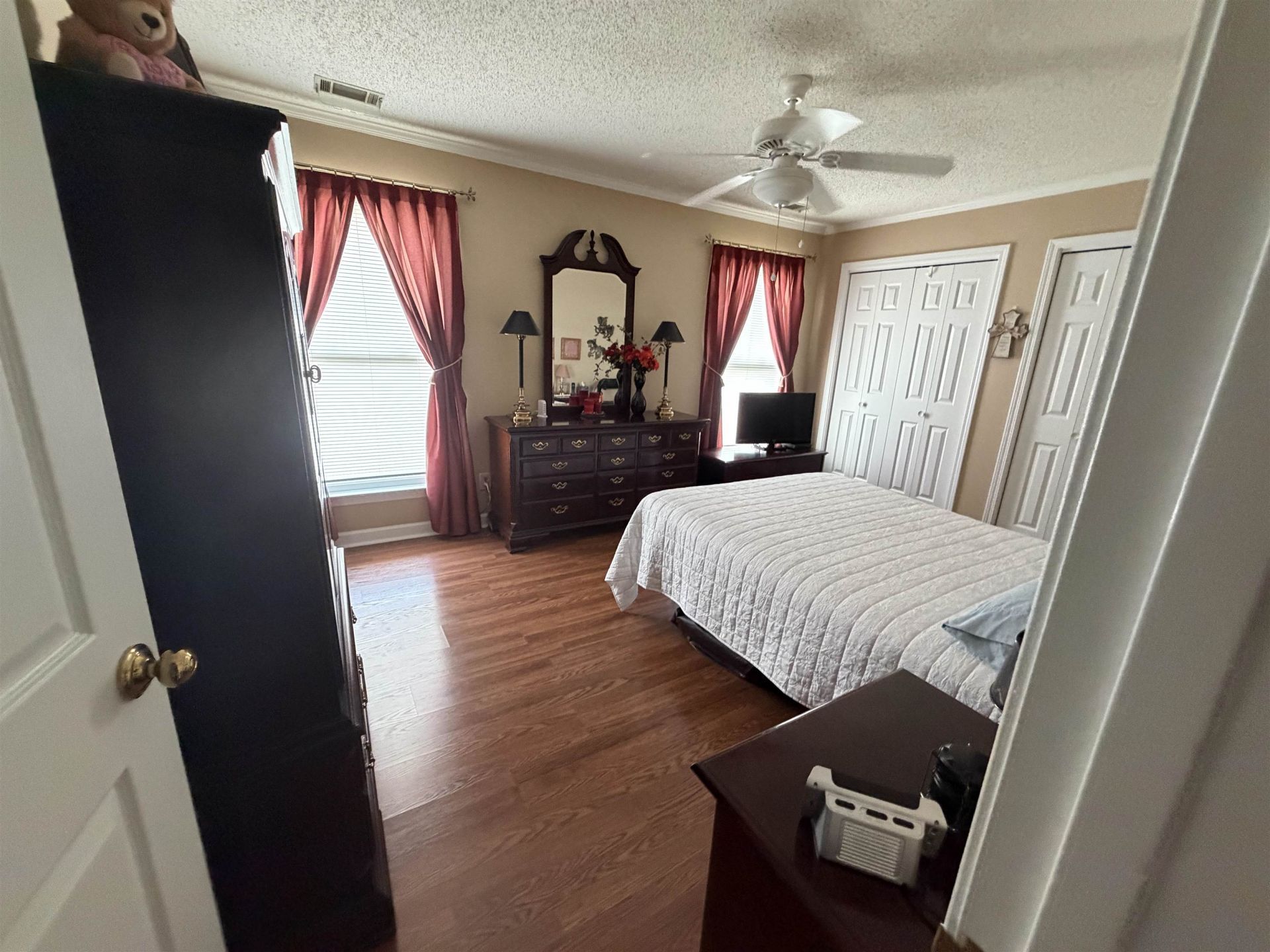 9456 Timber Row  Photo 27