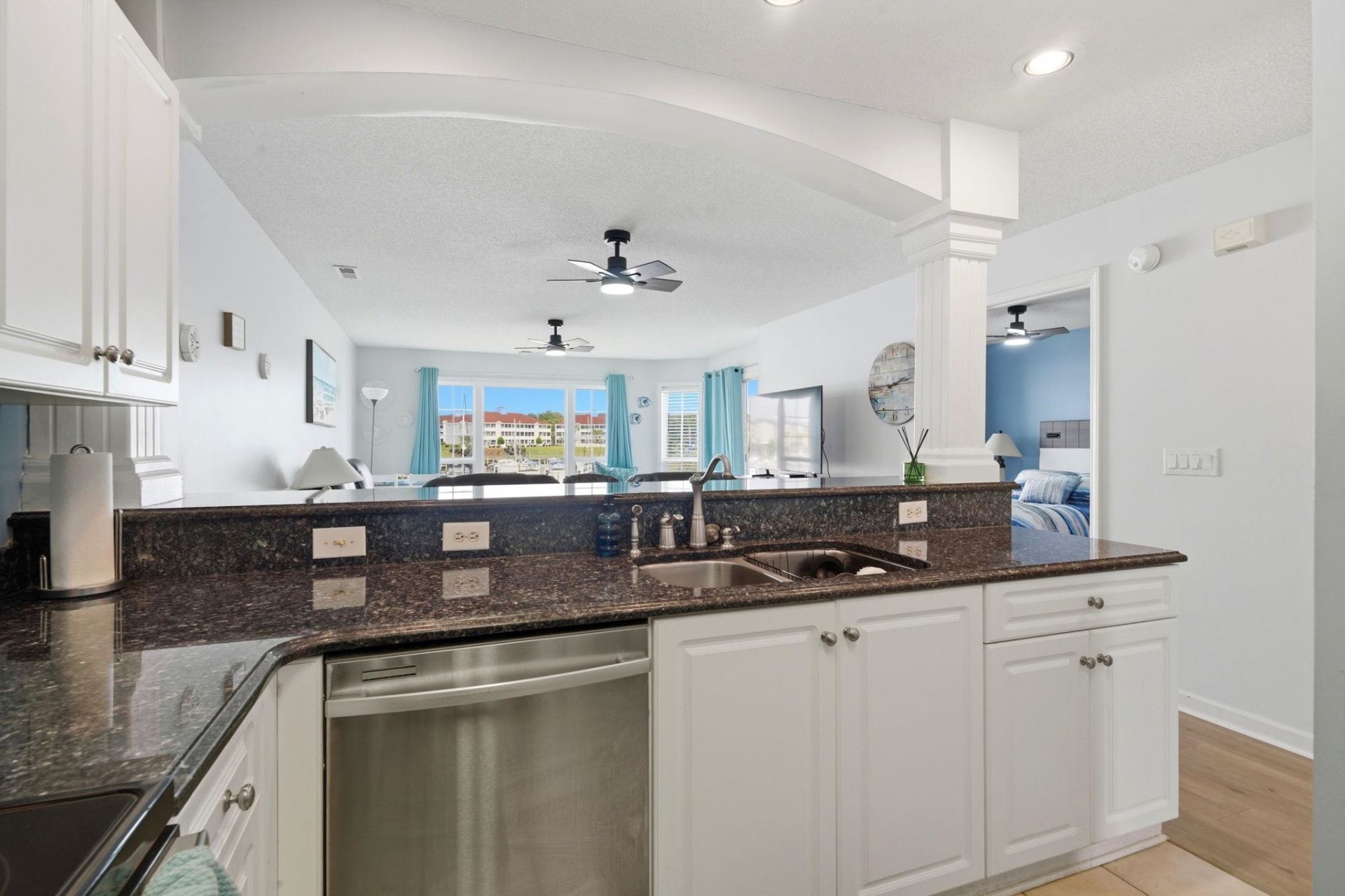 4625 Lightkeepers Way  Photo 11