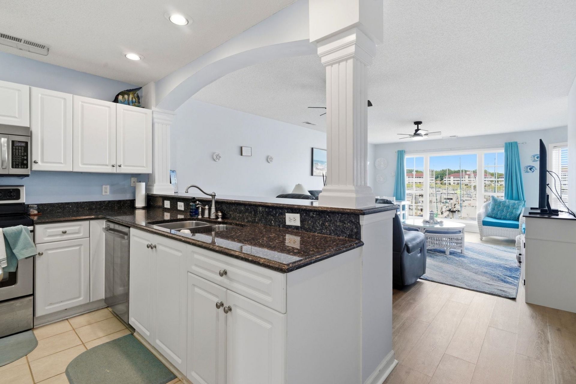 4625 Lightkeepers Way  Photo 9