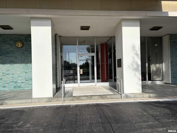 718 S 7TH Street, Unit 1106, Springfield, IL 62703