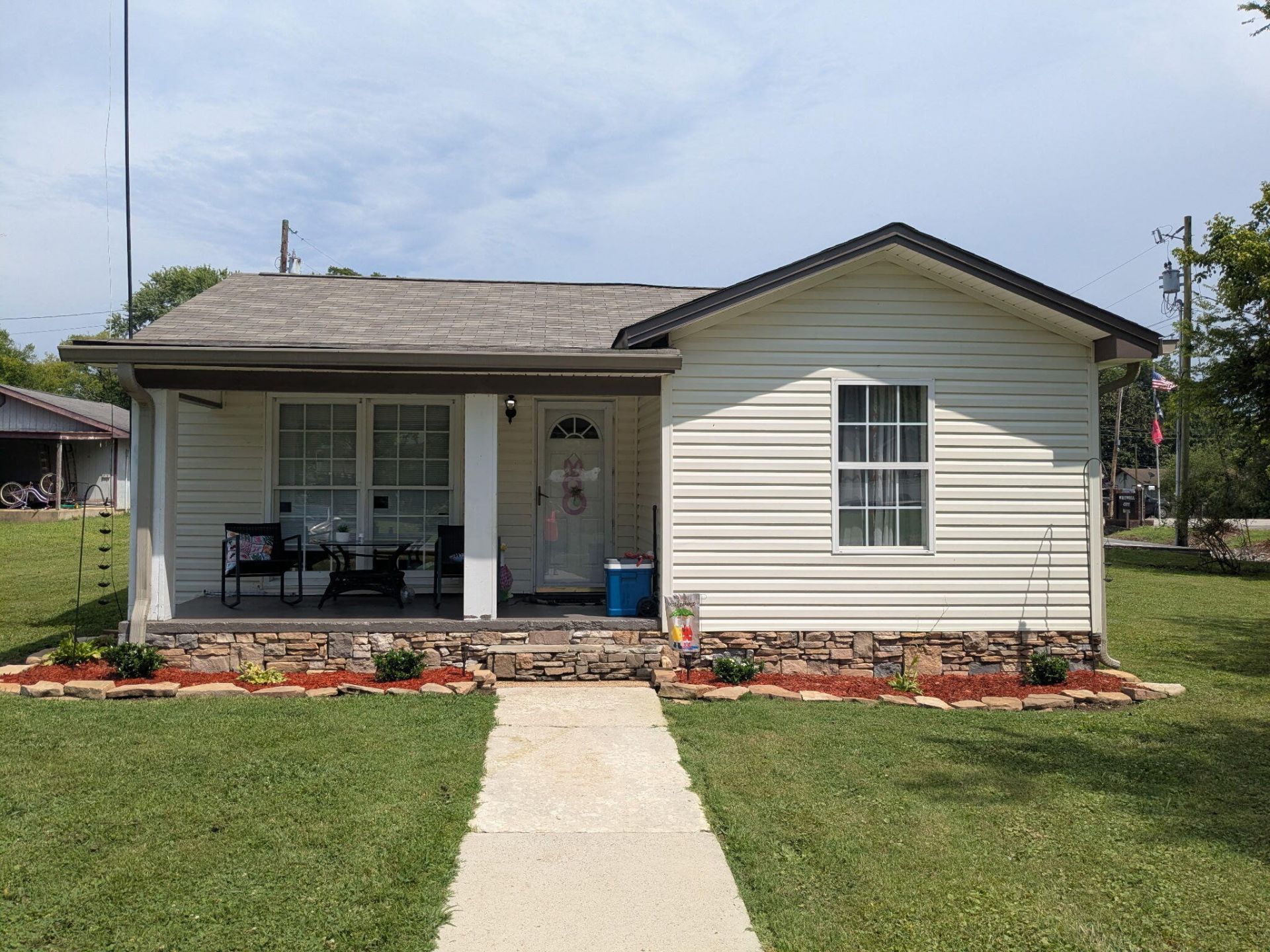 354 S Hemlock Drive, Whitwell, TN 37397 Main Photo